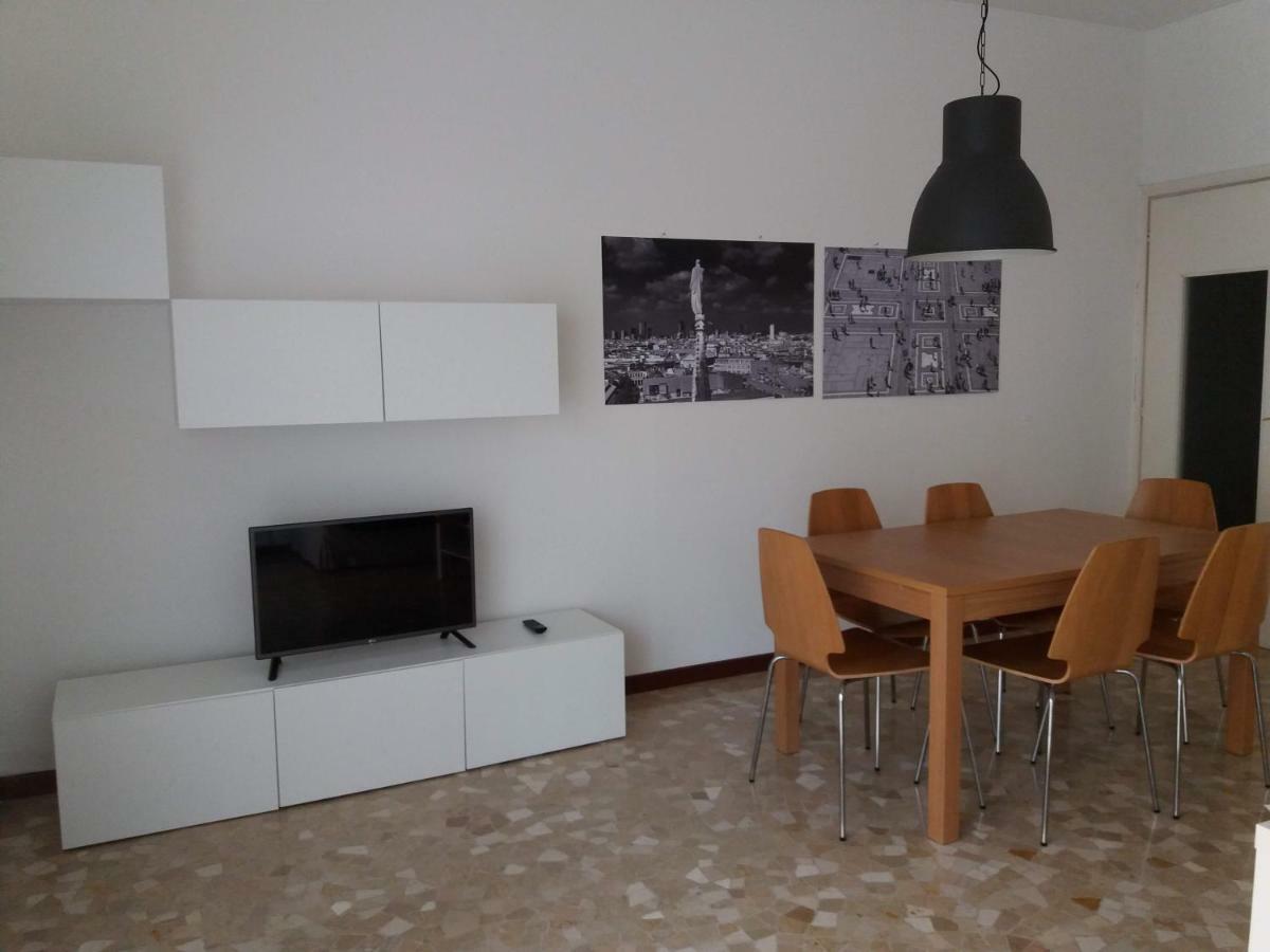 Saldini Primo Piano Villa Милано Екстериор снимка